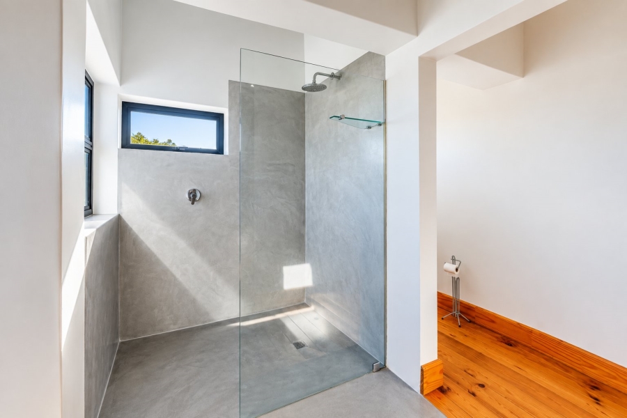 4 Bedroom Property for Sale in Kleinkrantz Western Cape